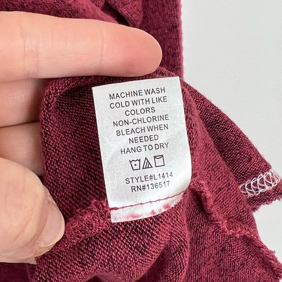 Earthbound sweater hoodie drawstrings burgundy Sz M - Picture 8 of 8